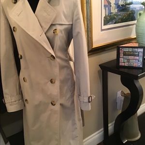 Burberry ivybridgew trench coat